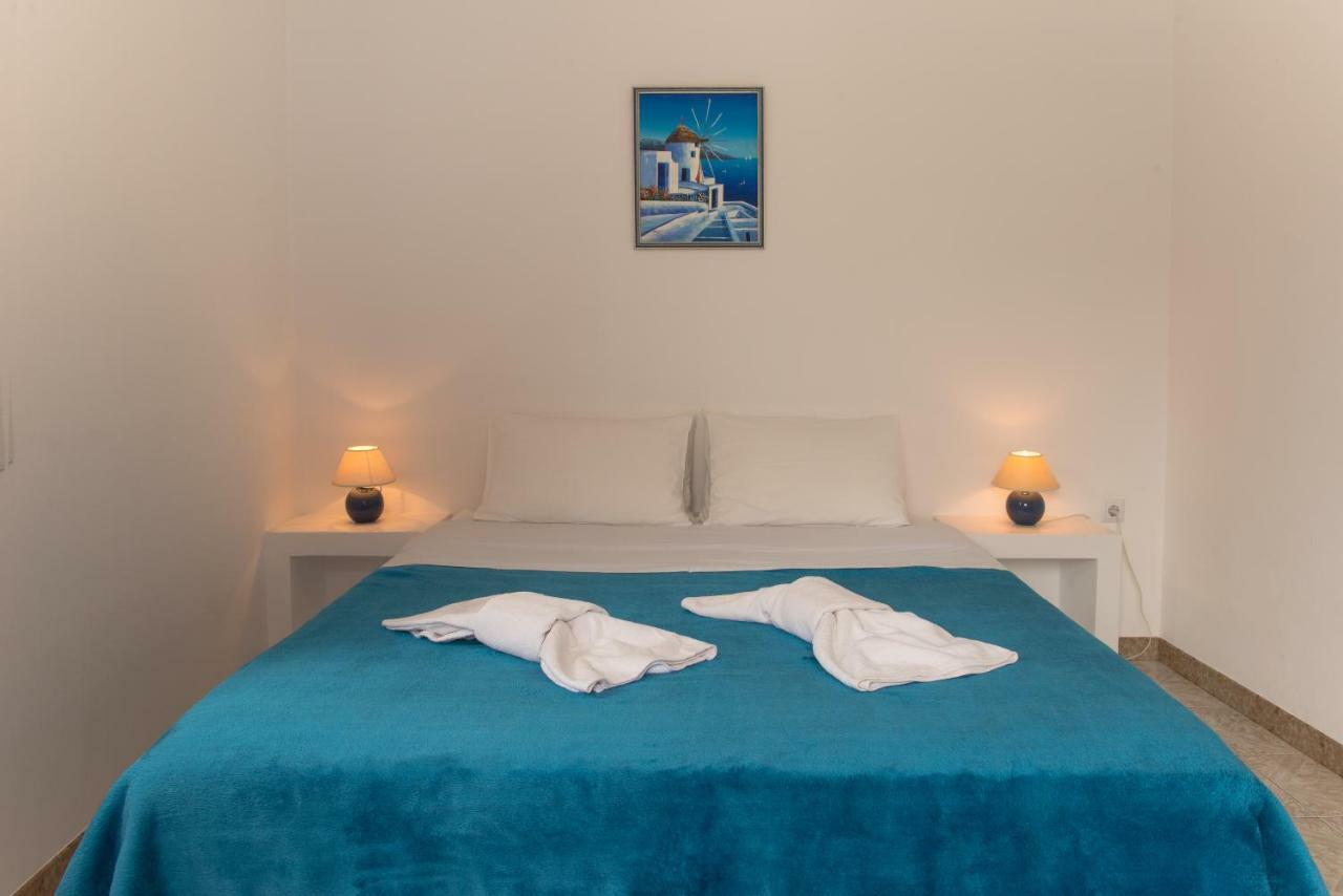 Evgenia Rooms And Apartments Folegandros Town Экстерьер фото